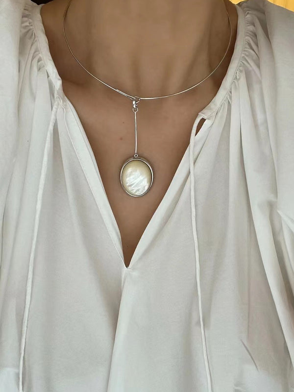 COPPER WHITE MOTHER OF PEARL NECKLACE